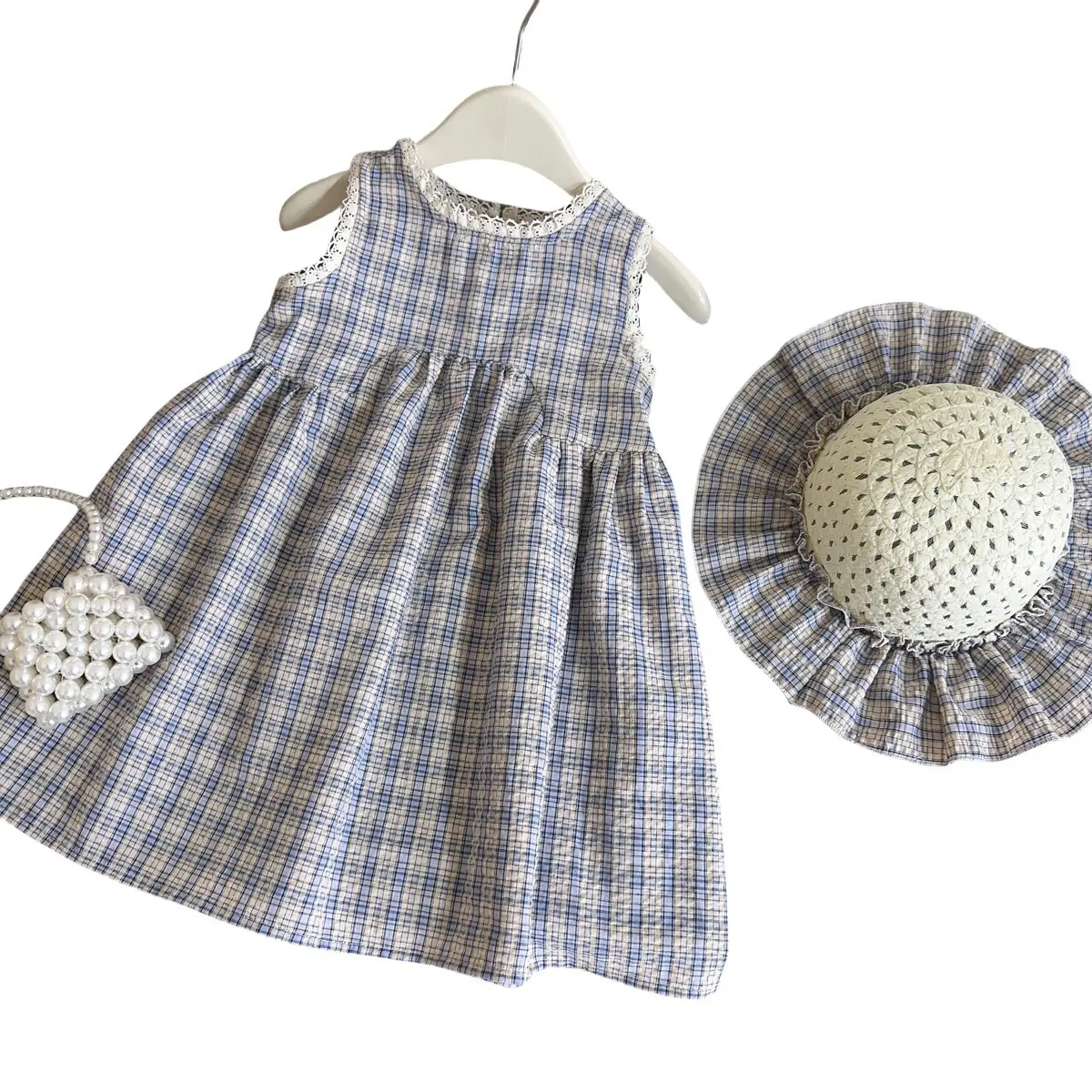 New girls' plaid dress for summer, French retro sleeveless 2025 vest dress for little girls, hat included