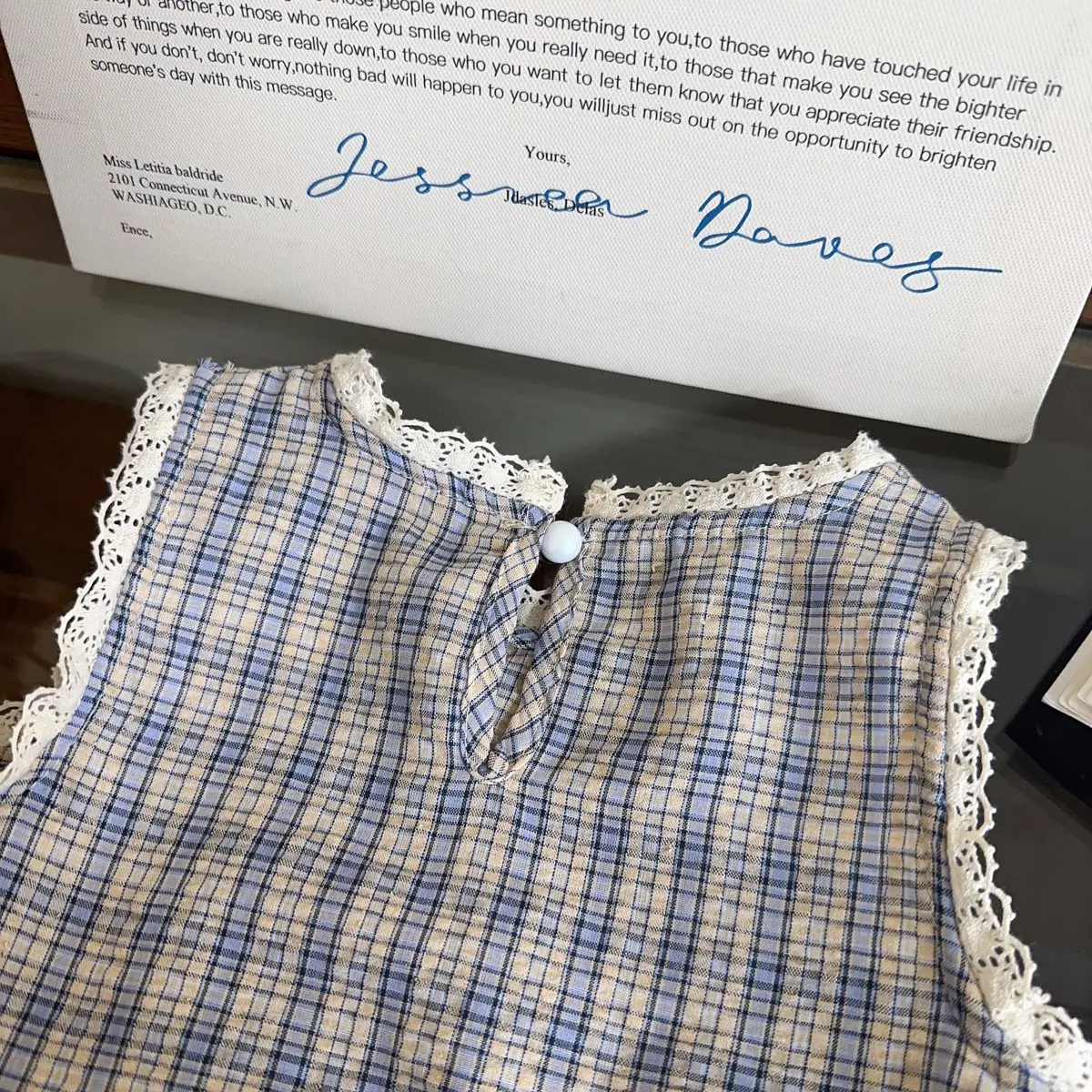 New girls' plaid dress for summer, French retro sleeveless 2025 vest dress for little girls, hat included