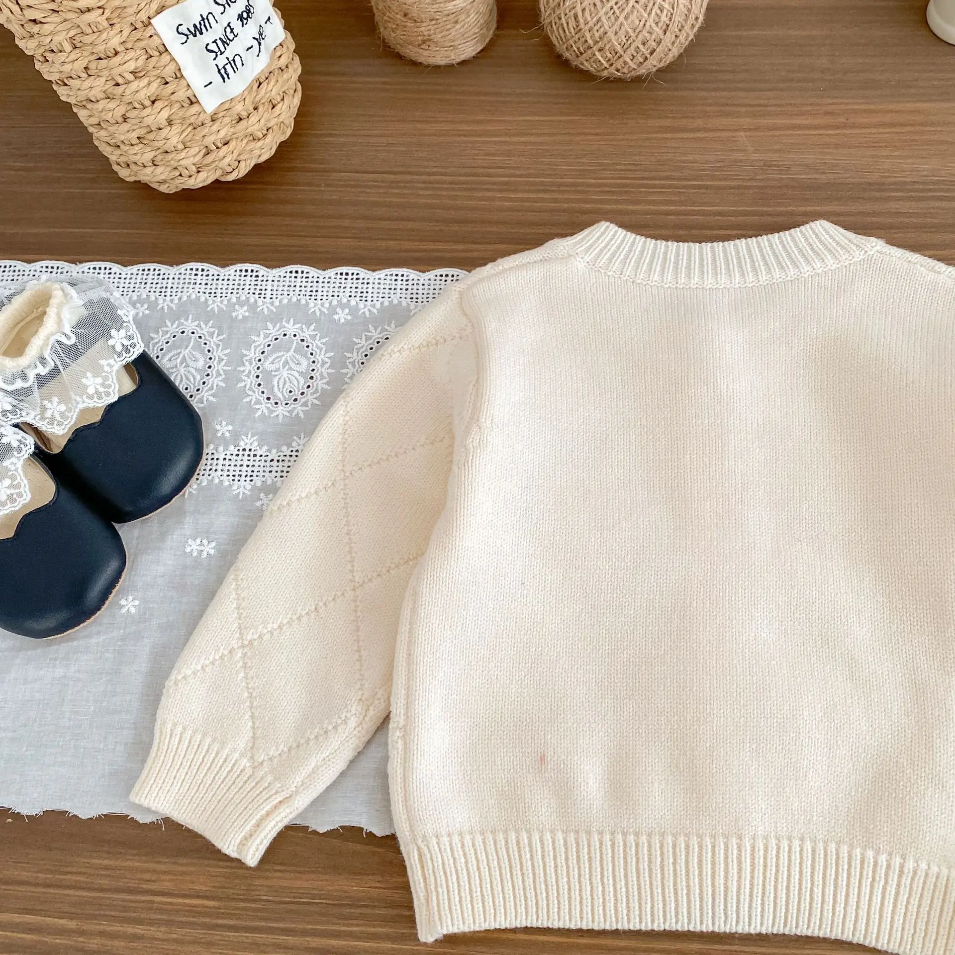 2025 Autumn New Baby Knitted Coat Female Baby Western Bow Sweater Cardigan Flared Pants Two-piece Set