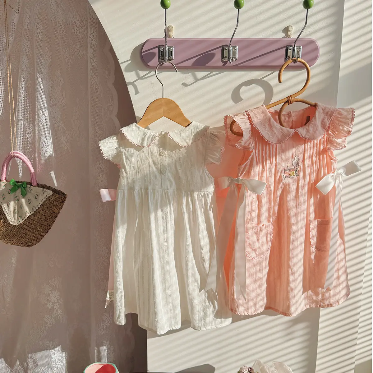 Children's Clothing Doll Collar Cake Embroidery Girls' Dress 2025 Summer Style Bow Sweet Children's Birthday Dress