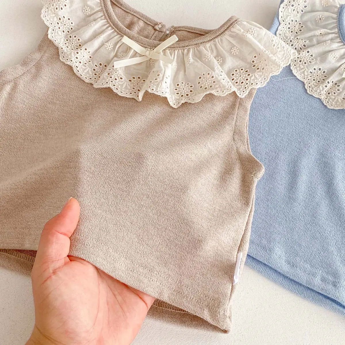 Korean Children's Clothing Girls' Summer Set 2025 New Stylish Lace Lace Collar Sleeveless Shorts Two-piece Set