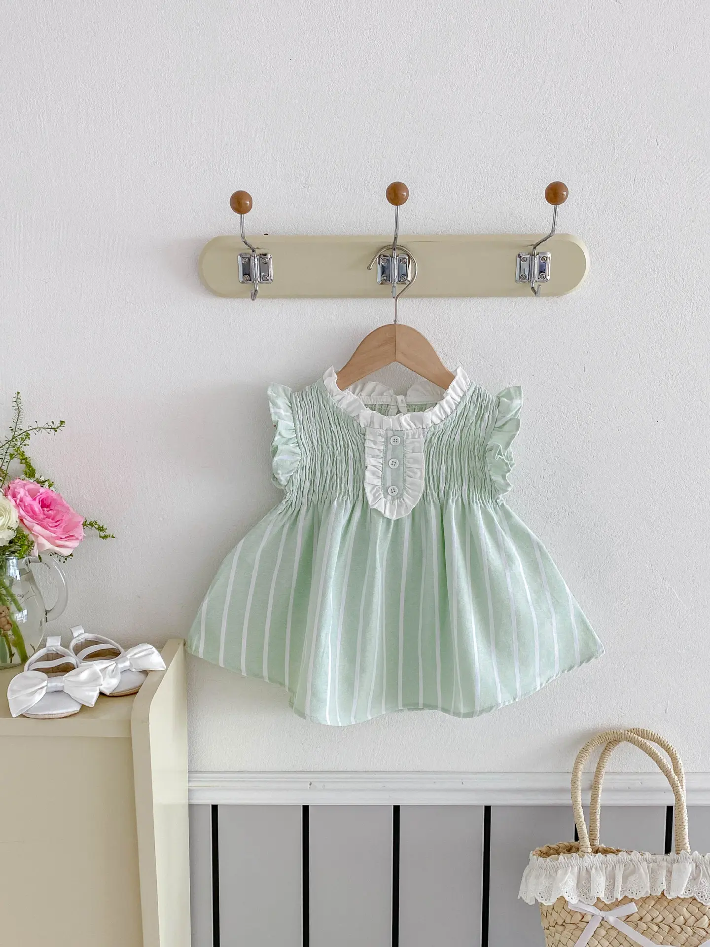New Children's Clothing 2025 Summer Girls' Vertical Stripe Dress Korean Version Baby Fashion Princess Skirt