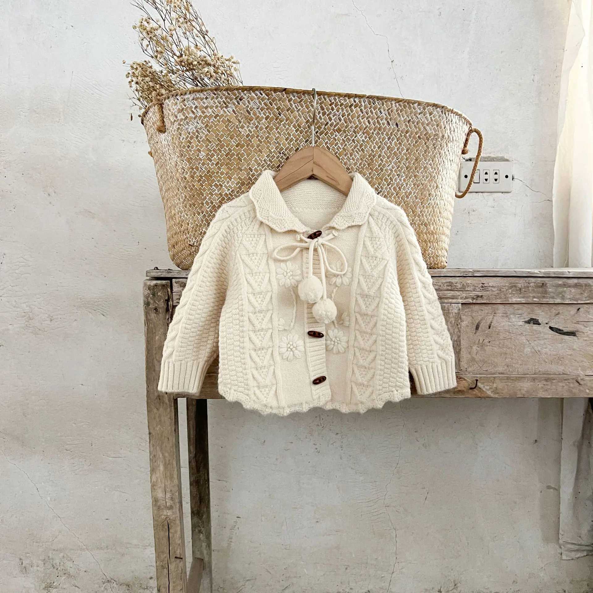 Ins Korean Version of Girls' Baby Pure Cotton Lapel Woolen Coat, Baby Thick Sweater Top, Autumn and Winter Cardigan