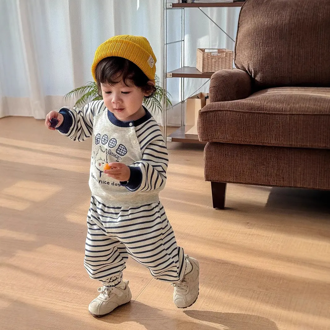 Children's Stripe Set 2025 New Autumn Boys' Fashion Embroidered Cartoon Hoodie Baby Pants Two Piece Set