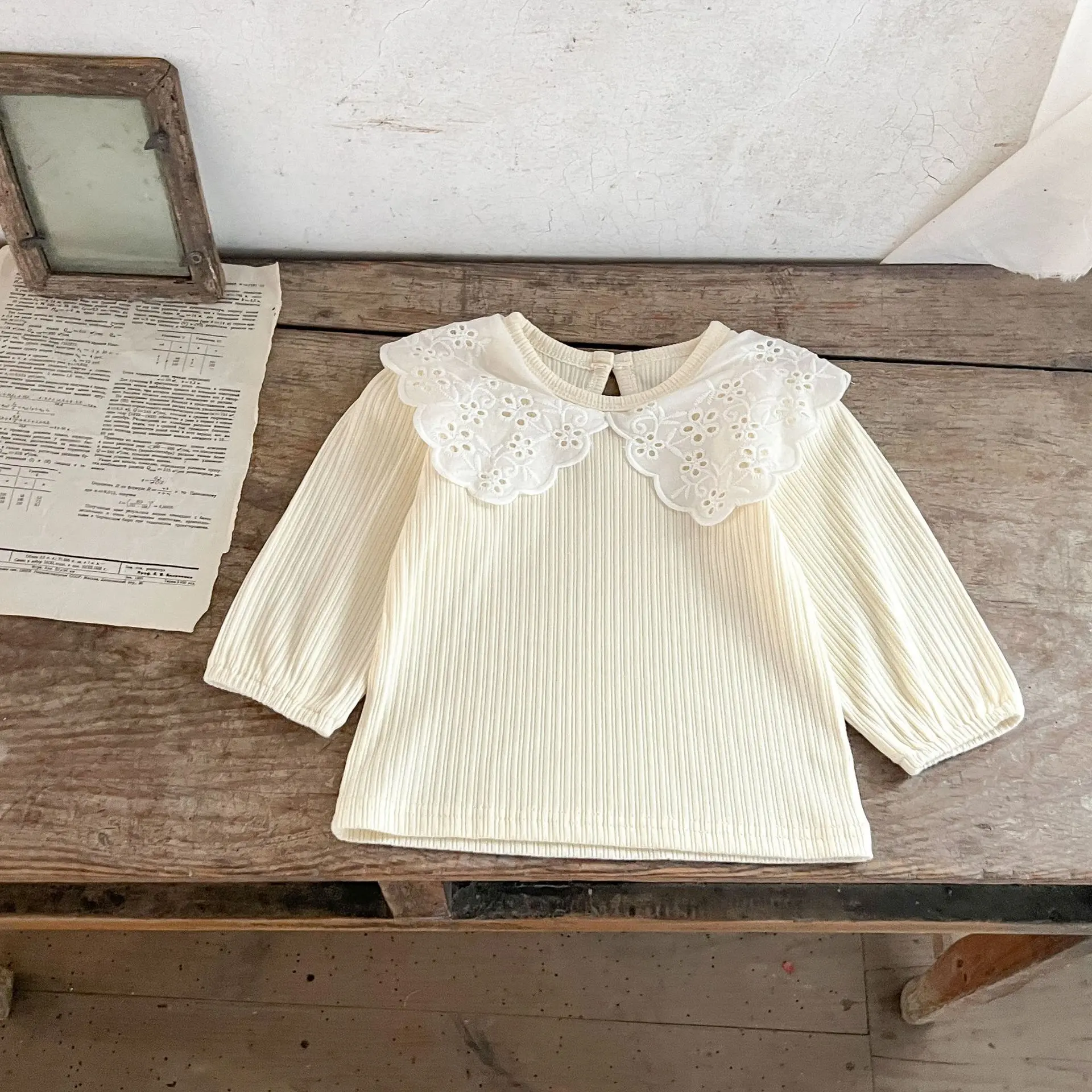 Ins Spring Baby Girl Set with Collar Long Sleeve T-shirt and Casual Bellbottom Pants for Infants and Toddlers, Two Piece Set