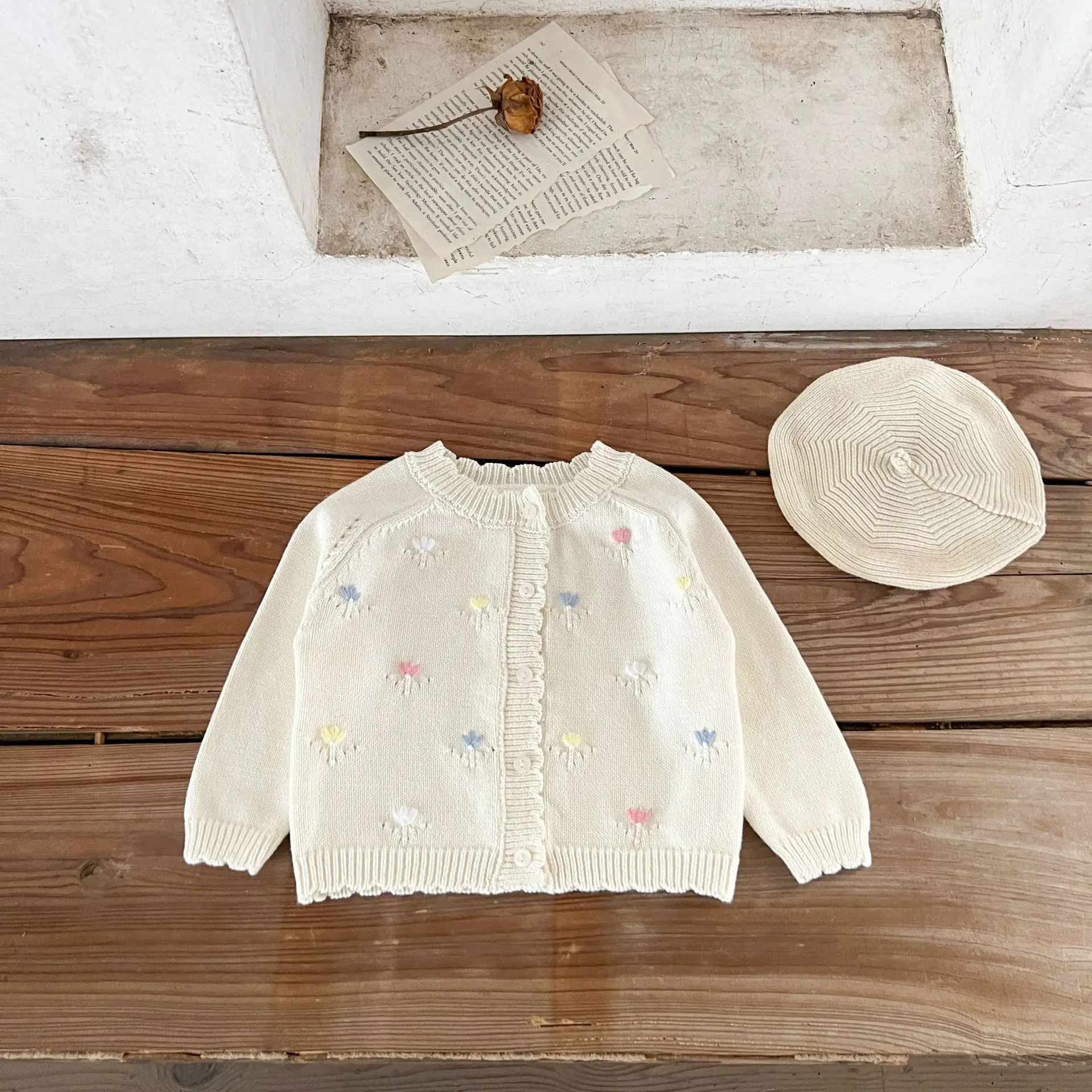 Ins Korean Version of Girls' Baby Spring and Autumn Flower Embroidery Sweater Cardigan Baby Pure Cotton Sweater Jacket