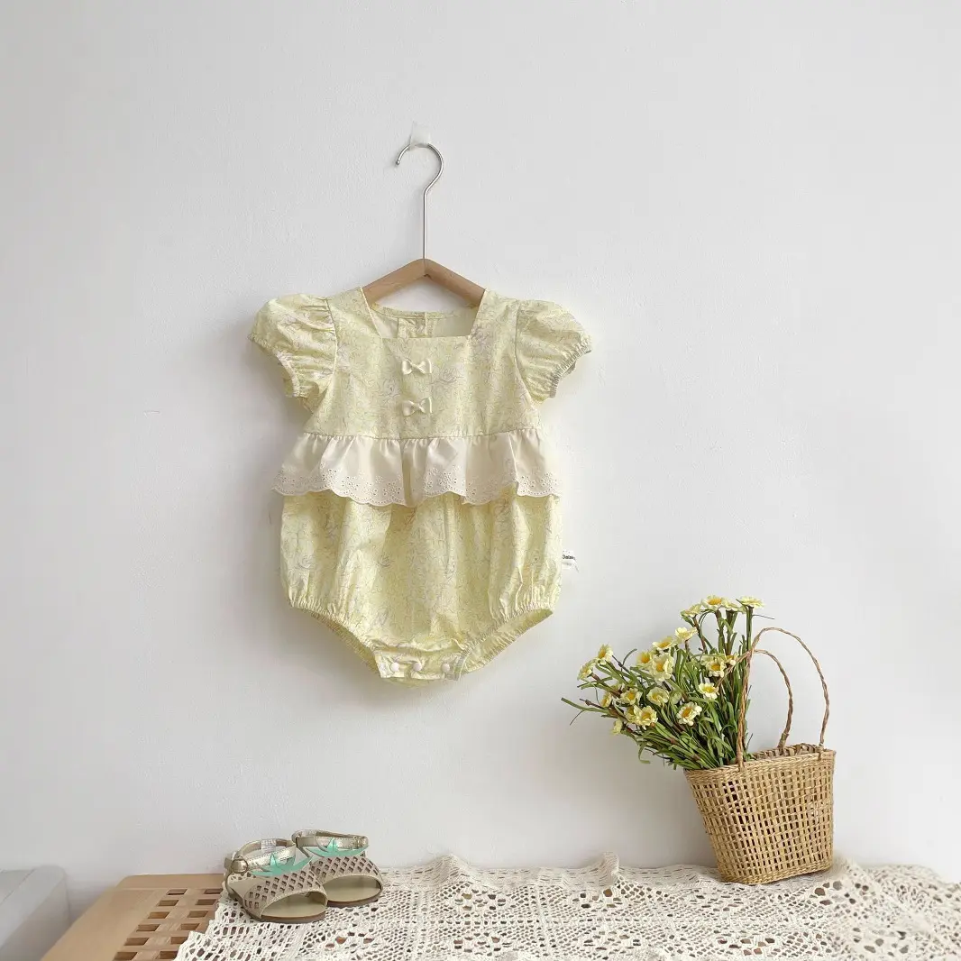 2025 Summer Dress New Girl Baby Ha Yi Infant Fashion Lace Lace Lace One Piece Climbing Clothes