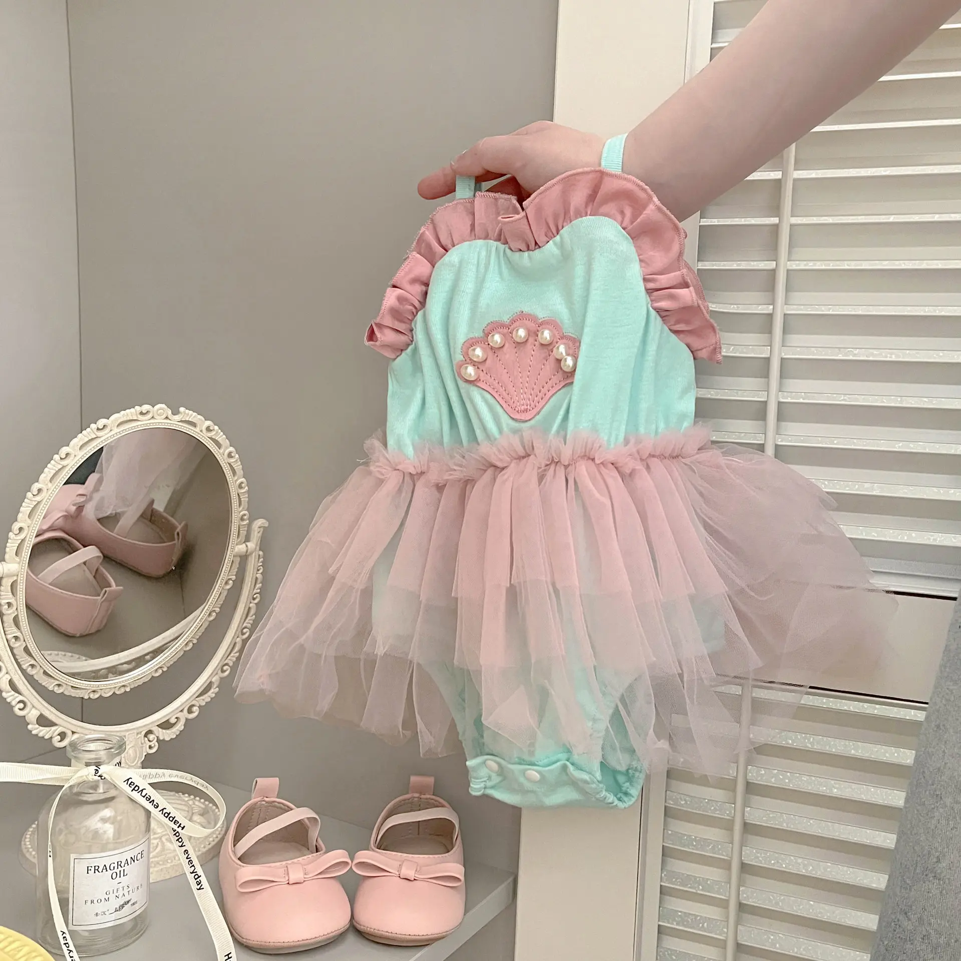Baby Girl Clothes, Summer Baby Jumpsuit, Small Month Old Bag Skirt, Sweet Princess Skirt, Camisole Skirt, Mesh Skirt