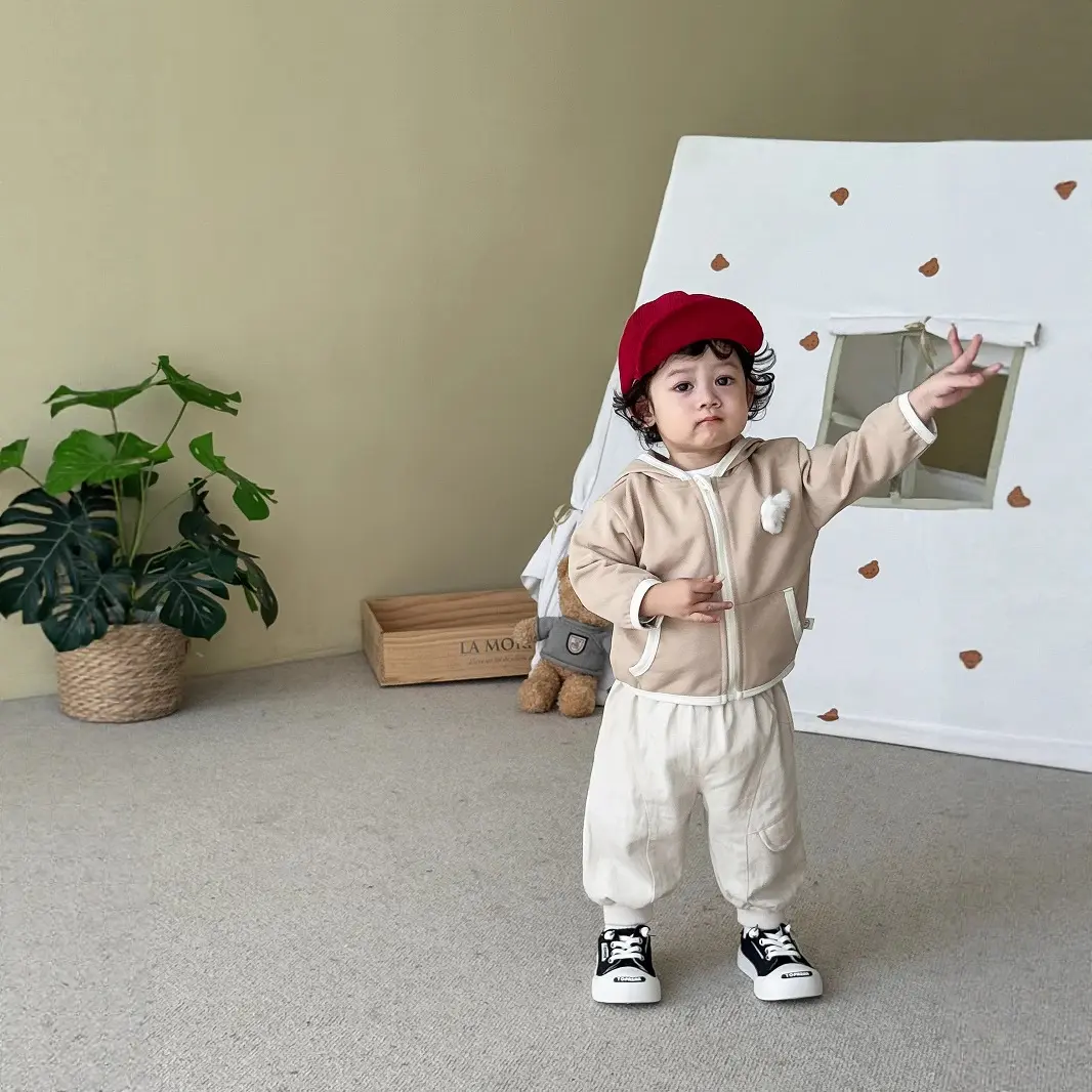 Children's Striped Jacket 2025 New Autumn Boys' Fashion Korean Version Hooded Top Baby Super Cute Cartoon Autumn Outfit