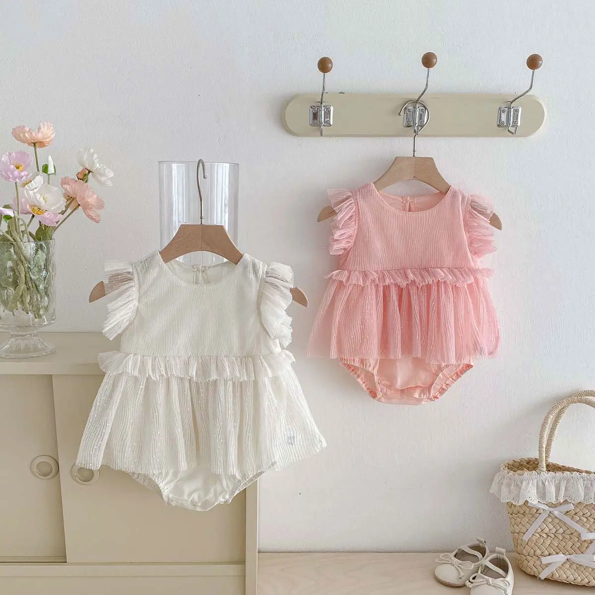 Version Children's Clothing for Baby Girls Summer New Item Mesh Fly Sleeves Wrapped Fart Clothes Baby Sweet Princess Jumpsuit