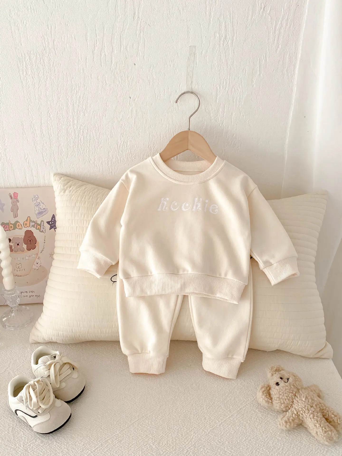 Korean Version Spring and Autumn Ins Baby Letter Long Sleeved Set Baby Sports Leisure Cartoon 2-piece Set, Children's Clothing