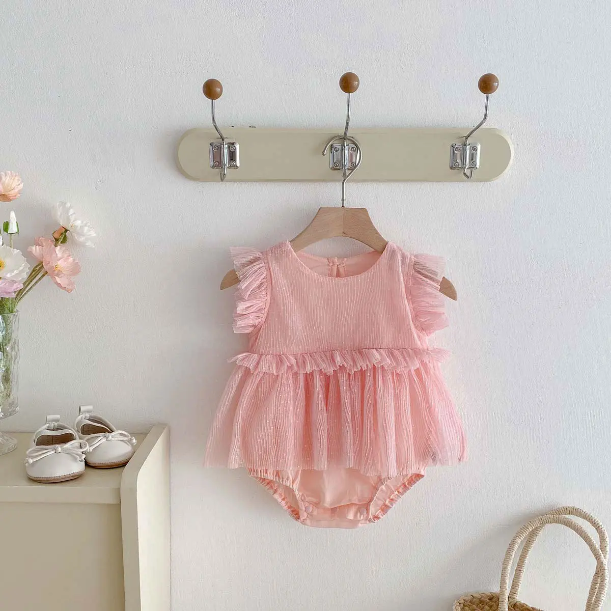 Version Children's Clothing for Baby Girls Summer New Item Mesh Fly Sleeves Wrapped Fart Clothes Baby Sweet Princess Jumpsuit