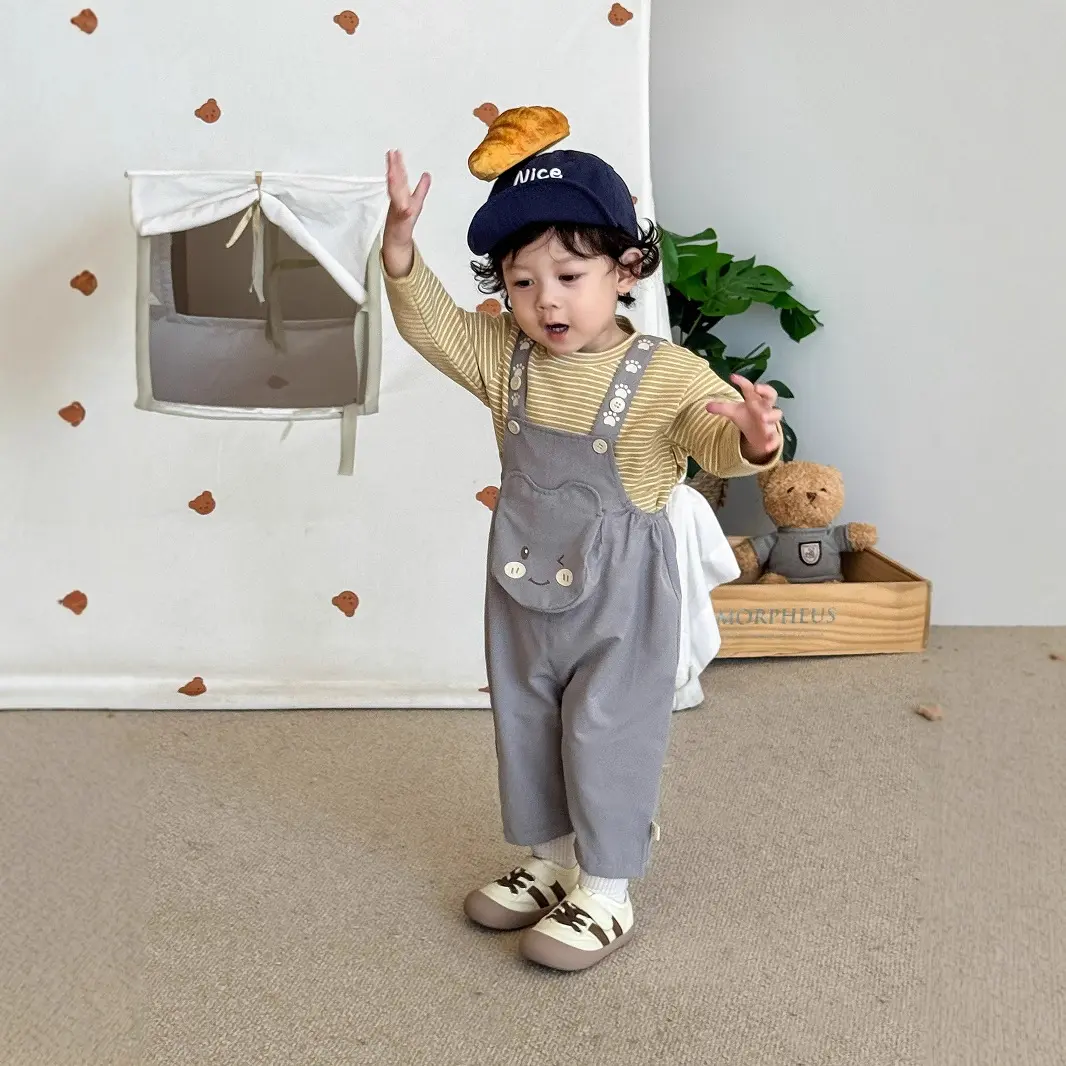 Children's Teddy Bear Overalls 2025 New Autumn Baby Stylish Korean Version Casual Pants Baby Super Cute Autumn Pants