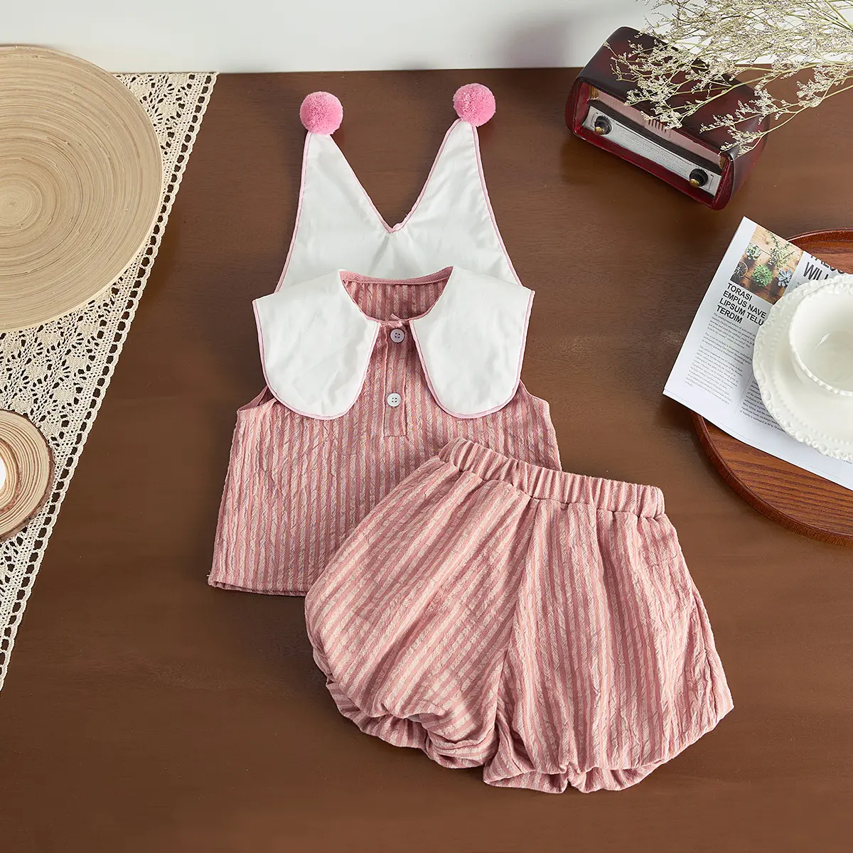 Korean children's clothing 2025 summer edition girls' baby lapel sleeveless set small fresh striped set