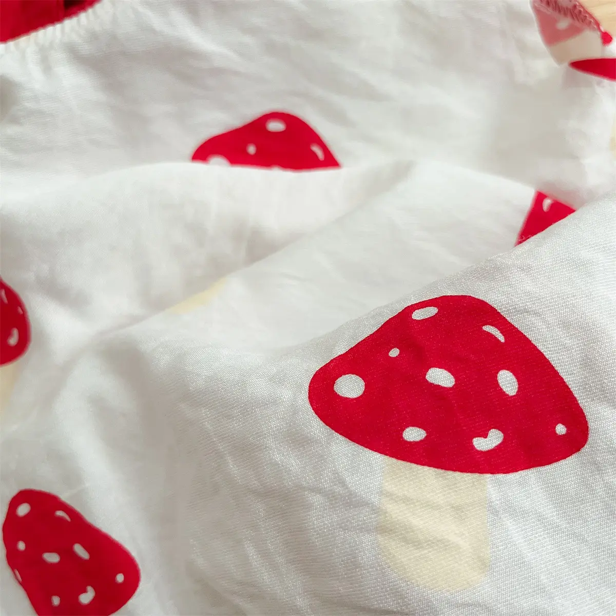 2025 Summer Baby Girl Strawberry Print Petal Collar Sleeveless Romper with Headband Instagram Fashion