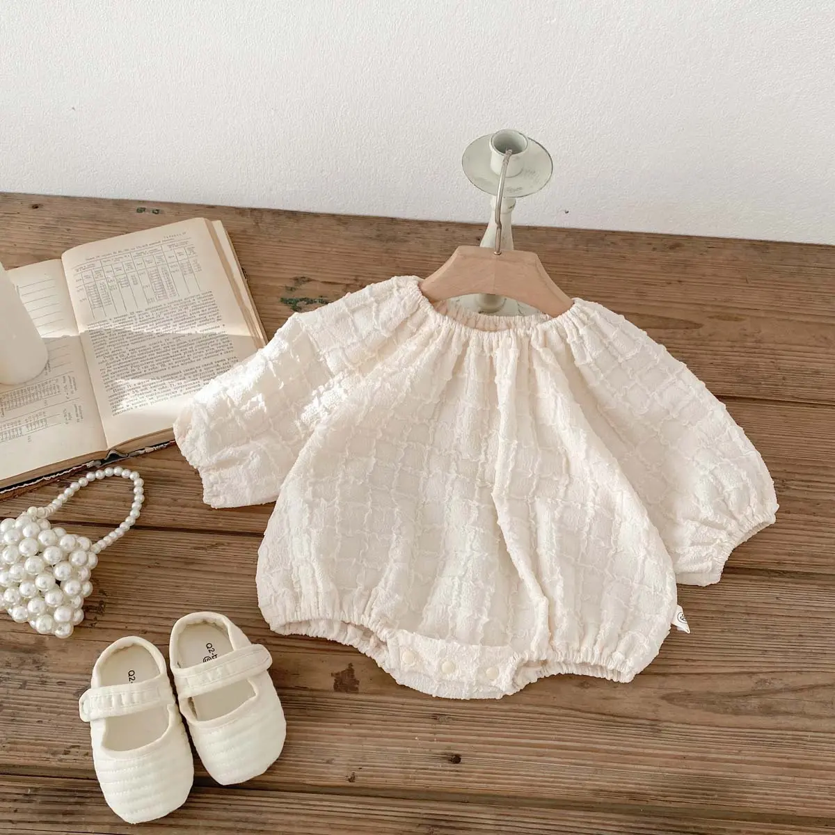 2025 Spring Baby Girl Ruffled Solid Color Romper with Bubble Sleeves and Long Sleeved Dress Sister Matching Outfit