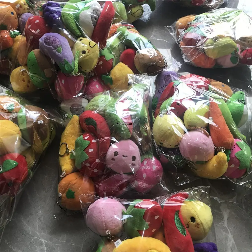 Wholesale 100PCS Mix Designs 5-6CM Fruit , Vegetable Plush Stuffed Keychain Accessories Toy