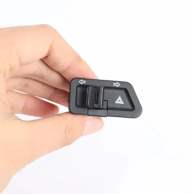 Turn Signal Modified Switch Button 3 Pin Double Flash Light Button for Motorcycles Electric Vehicles Scooter Parts Replace