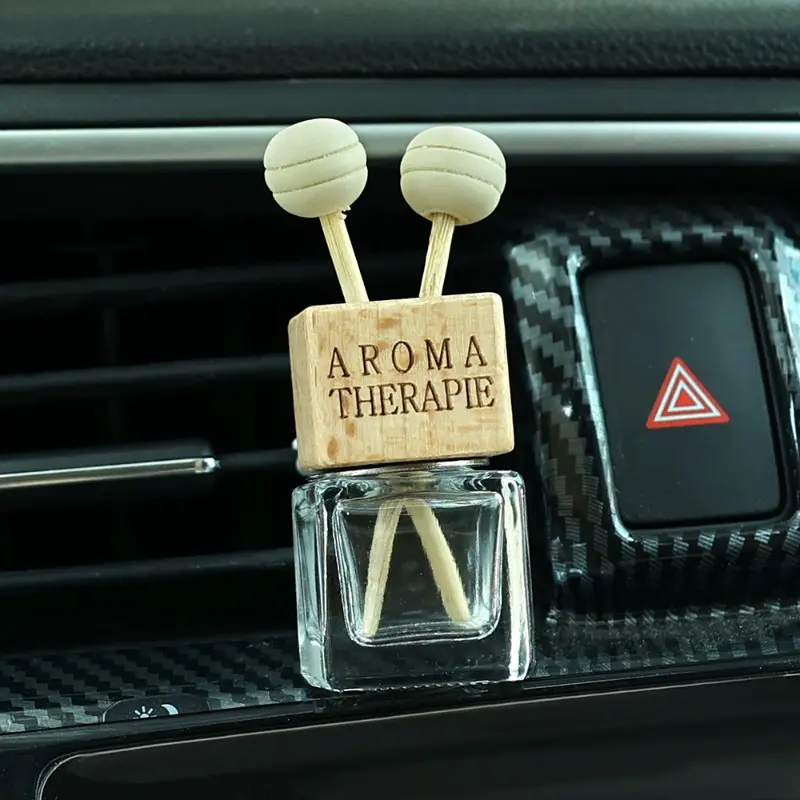 Car Perfume Bottle Interior Air Conditioner Outlet Clip Square Glass Aromatherapy Bottle Deodorizer Air Freshener Auto Decor