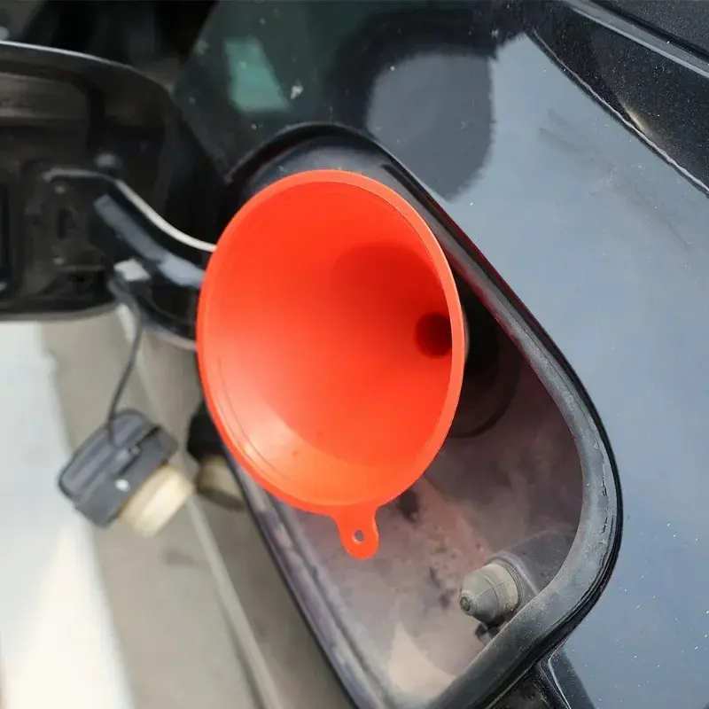 4pcs Car Plastic Funnels Refueling Car Long Stem Funnel Gasoline Oil Fuel Filling Tool Car for Motorcycle Farm Machine Funnel