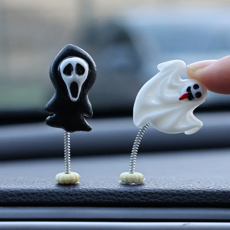Halloween Car Ornaments Auto Dashboard Center Console Cartoon Shaking Head Ornament Bat Ghost Wizard Pumpkin Lantern Decoration