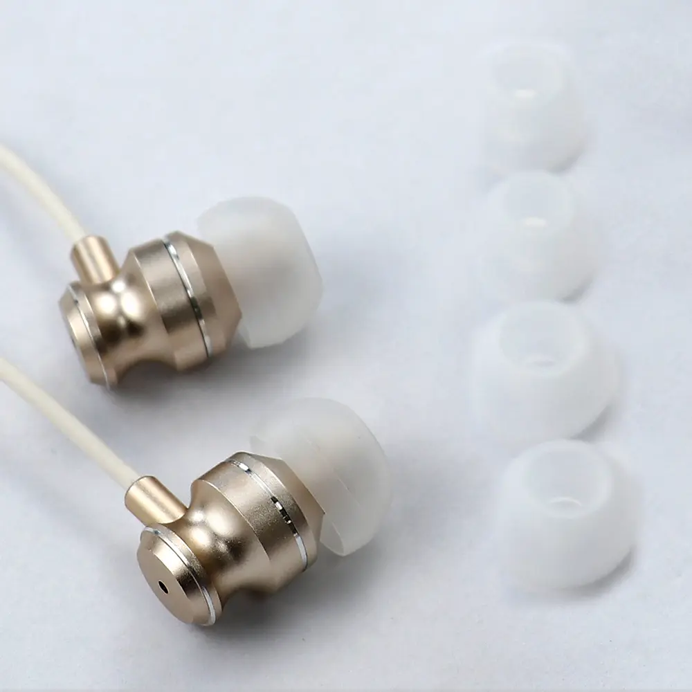 Tinnitus Ear Laser Irradiation Therapy Otitis Media 650nm RedLight Deafness Device Tinnitus Physiotherapy LLLT Ear Canal Earplug