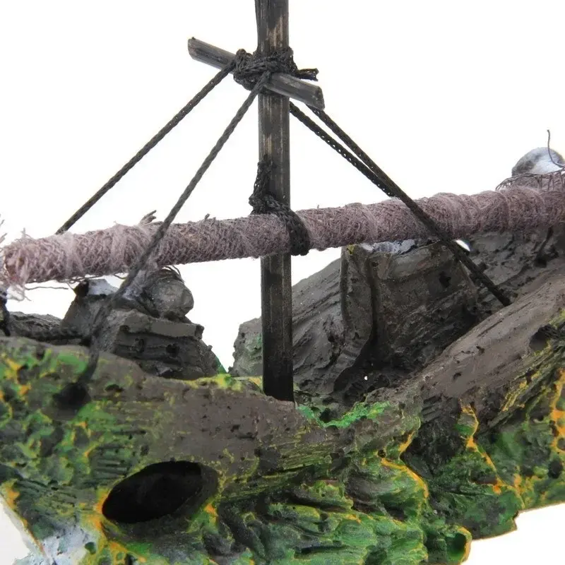 Aquarium Fish Tank Decoration Landscaping Pirate Ship Wreck Retro Resin Design Ship Aquarium Accessories Home Decorations