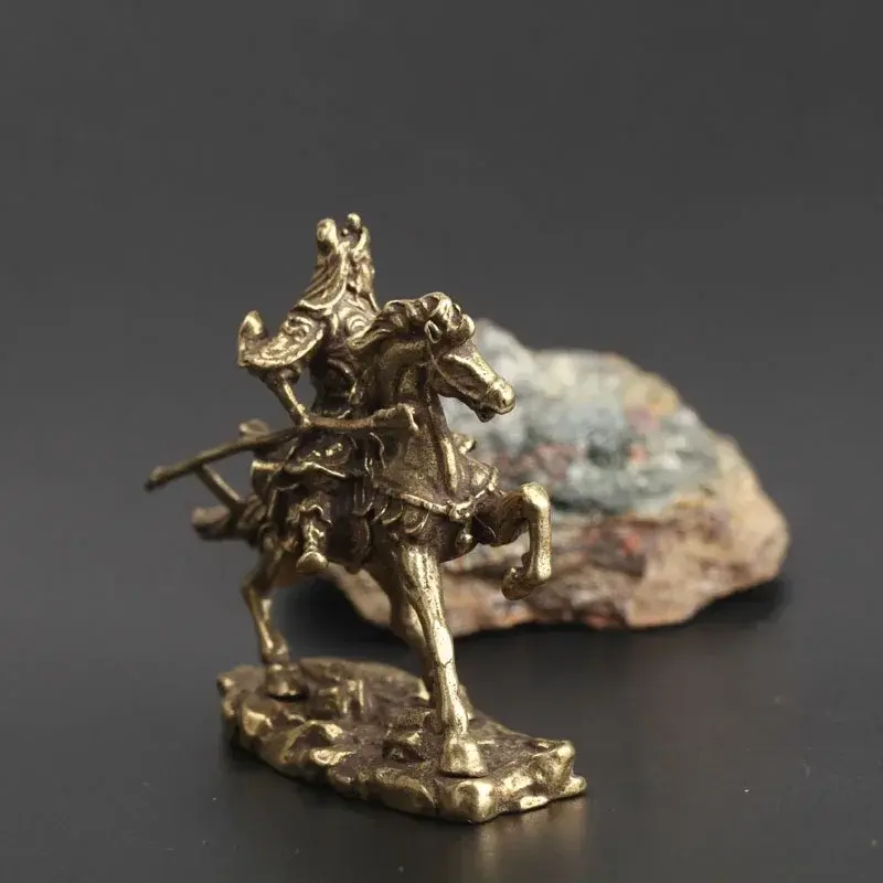 Creative Home Decor Crafts Brass Chinese God Of Wealth Riding Horse Guan Gong Statue Accessories Copper Office Desk Decorative