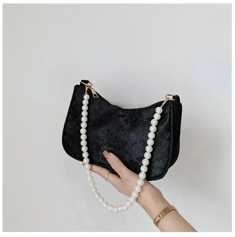 Womens Minimalist Pleated Underarm Bag French Retro Pearl Chain Shoulder Crossbody Bag Fashion French Stick Bag