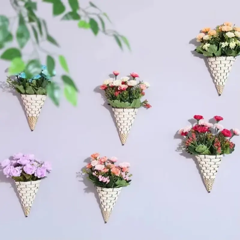 1Pcs Wall-mounted Wrought Iron Natural Wicker Flower Basket Vase Rattan Wall Hanging Pot Planter Rattan Vase Basket Decorative