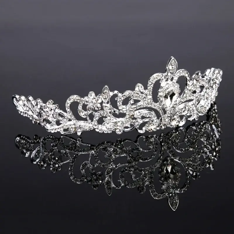 Pretty Wedding Hair Tiara Crystal Bridal Tiara Crown Silver Diadem Veil Tiaras Wedding Hair Accessory Headpieces Head Jewelry