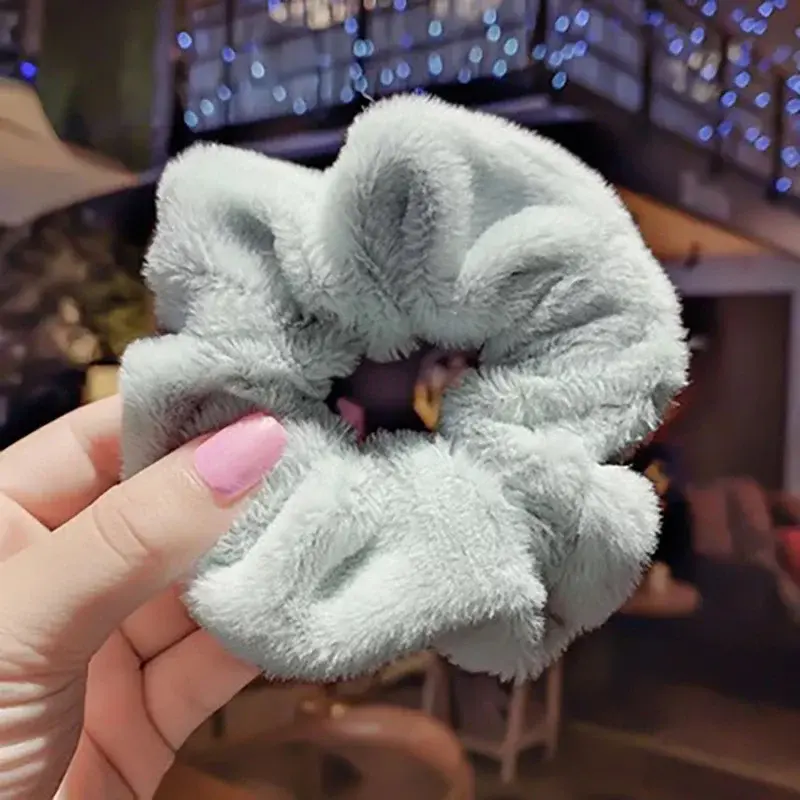 Pretty Multiple Colors Ladies Hair Band Scrunchies Winter Cute Girls Plush Soft Elastic Rubber Band Loop Clothing Accessories