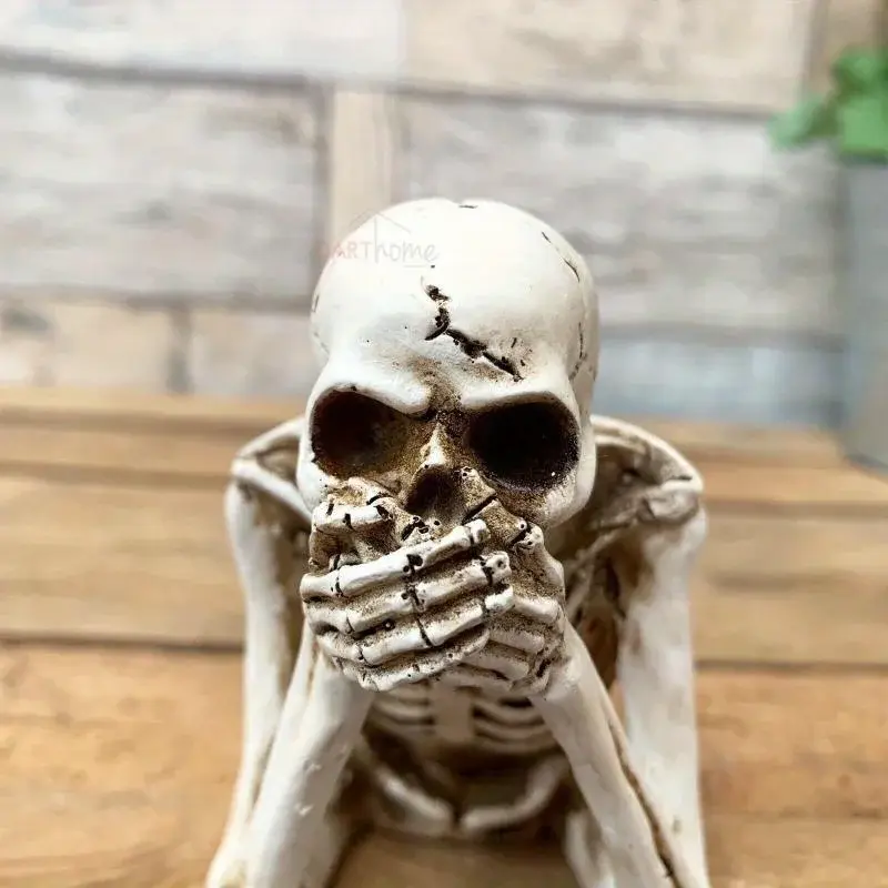 New Skull Simulation Halloween Decoration Graduation Season Decorations Family Decorations Scary Cabin Halloween Decorative