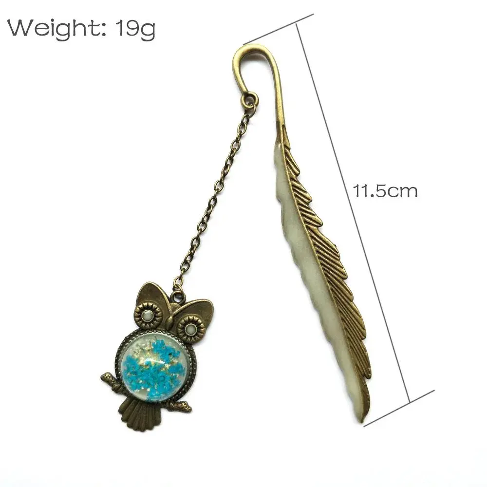 Creative New 1Pcs Luminous Feather Bookmark Retro Luminous Creative Whale Tail Metal Bookmark Fluorescent Owl/butterfly Bookmark