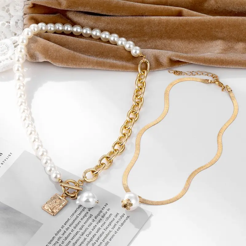 Vintage Baroque Pearl Square Pendant Necklace Alloy Pearl Splicing Buckle Stacked Necklace Women's Luxury Jewelry Necklaces