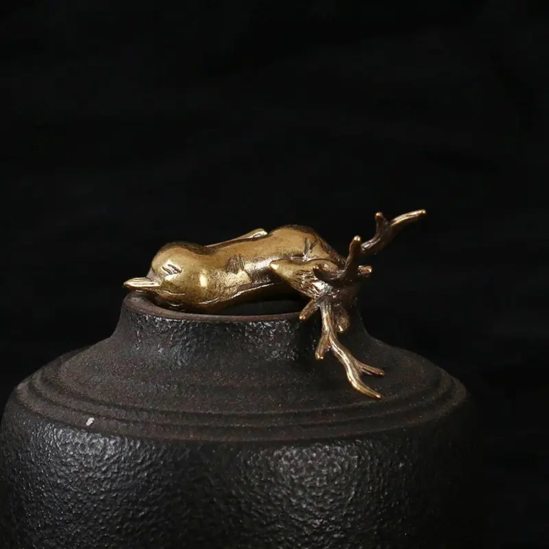 Retro Brass Christmas Elk Miniature Figurine Festival Decoration Accessories Mini Reindeer Statue Desktop Ornament Modern Decors