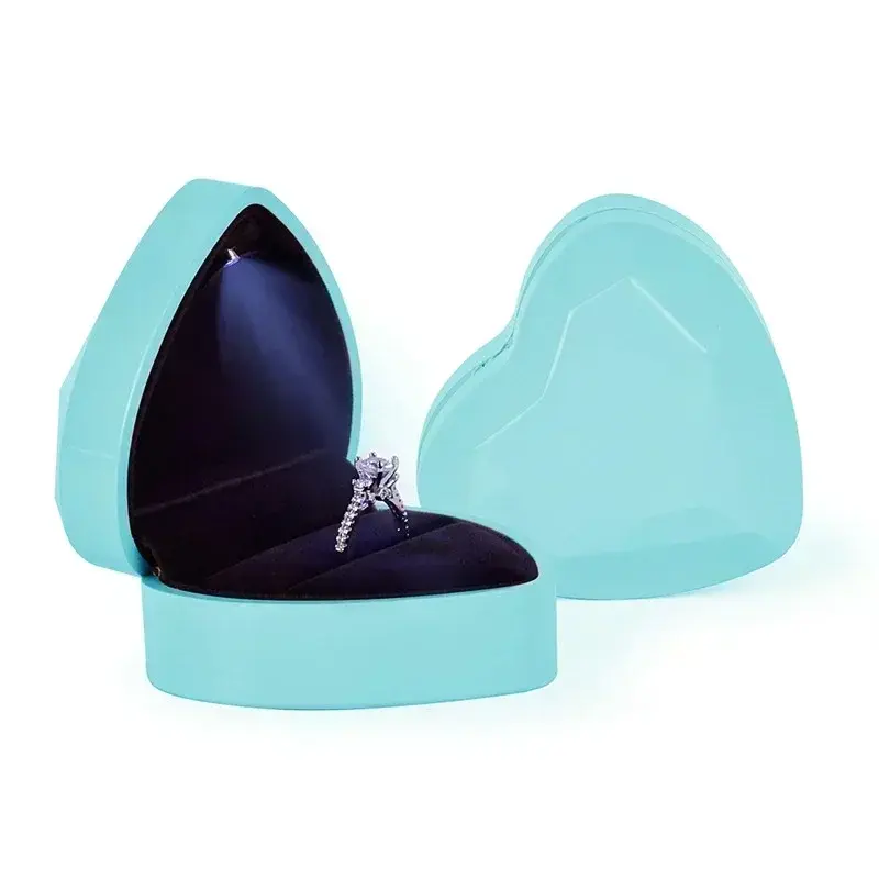 Creative Ring Box Heart Shape LED Light Jewelry Box Fashion Confessing Love Proposing Marriage Ring Box Pendant Gifts Boxes