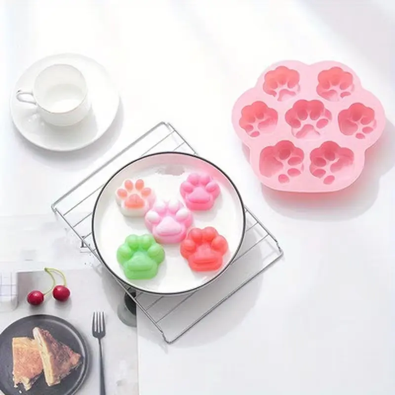 Creative Design Cat Paw Molds Lovely Cartoon Cat Paw Silicone Moulds Children Brithday Cake Decorating Tool Kitchen Baking Mould