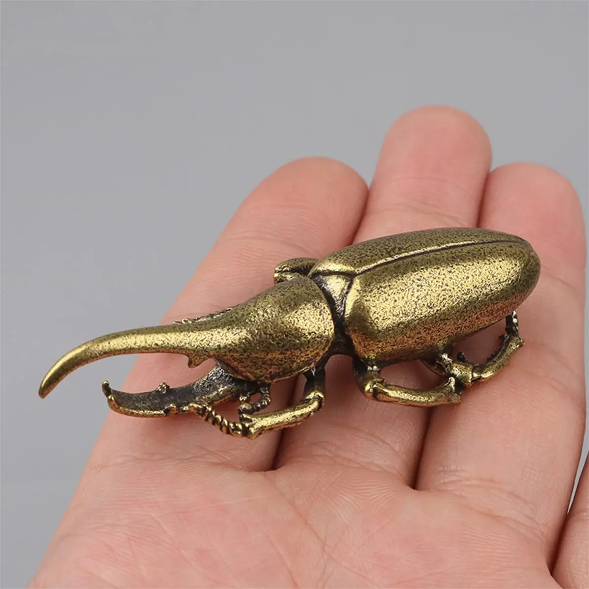 Simulation Copper Insect Ornaments Creative Solid Brass Beetle Decor Fuuny Small Bug Home Living Room Decoration Festival Gift