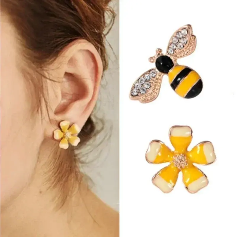Summer New Fashion Cute Bee Flower Earrings Girl's Versatile Style Asymmetric Creative Exquisite Earrings Lady Gifts Accessories