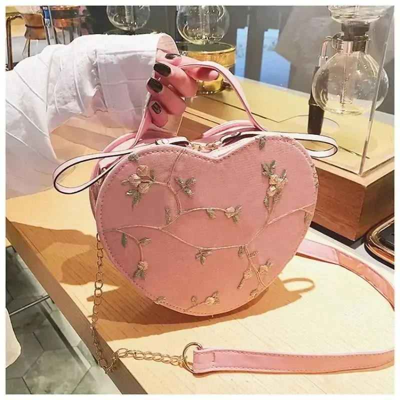 PU Leather Shoulder Bag Leisure Women Spring Summer Heart-shaped Handbag Crossbody Bags Zipper