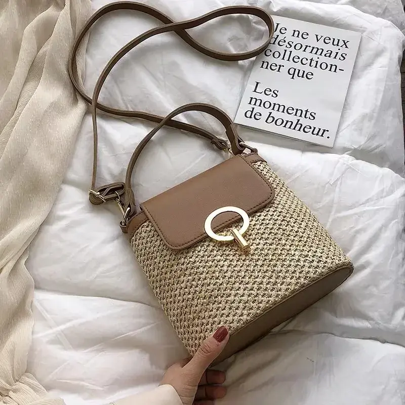 2025 New Fashion Trend Korean Version Versatile Fashion Handheld Crossbody Bucket Bag Beach Vacation Woven Women's Bag