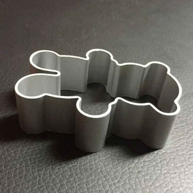 Creative Bear Tool Metal Alloy Cake Cookie Bakeware Mould Fondant Cookie Cutter Biscuit Mold Diy Little Bear Kitchen Baking Tool