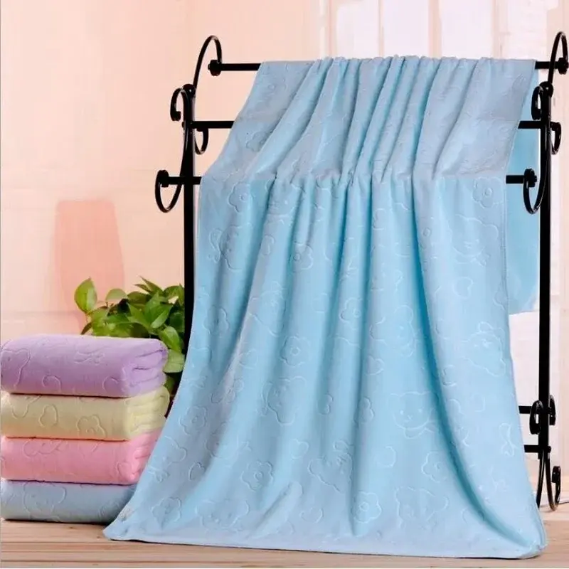 Microfiber Embossed Bear Bath Towel 70*140 Absorbent Thick Soft Embossed Bath Towel