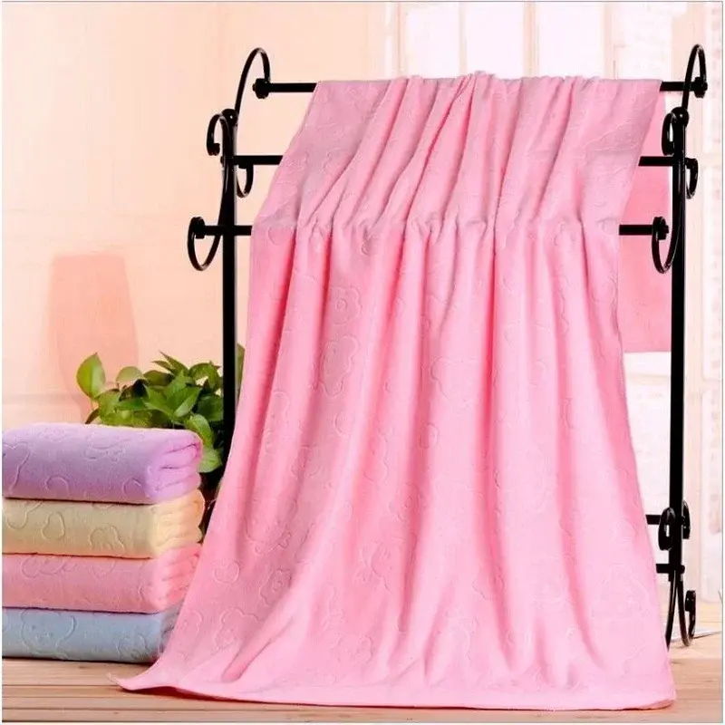 Microfiber Embossed Bear Bath Towel 70*140 Absorbent Thick Soft Embossed Bath Towel
