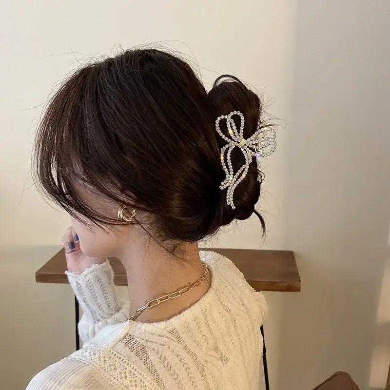 Pearl Hair Claw Set Clip Women Pearl Bow Hairpins Metal Hair Accessory Geometric Hollow Pincer Barrette Crystal Clip Big Decor