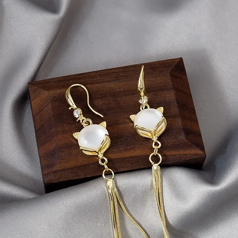 pretty Fashion Tassel Temperament Female Earrings Simple Elegant Exquisite Animals Ladies Earring All-match Women's Jewelry