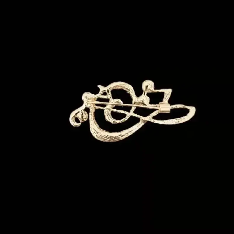 Fashion Brooch Women Elegant Music Note Pearl Pendant Jewelry Music Note Brooch Fashion Temperament Dress Decoration Accessories