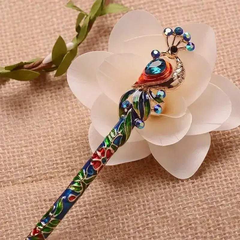 Fashion Hair Decoration Accessories China Crystal Peacock Hairpin Retro Enamel Cloisonn Handmade Jewelry Travel Accessory Gift