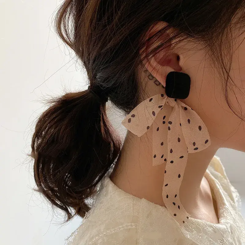 French Polka Dot Bow Earrings Fashion Simple HongKong Style Ribbon Earrings Women Sexy Elegant Jewelry Pendant Earring Wholesale